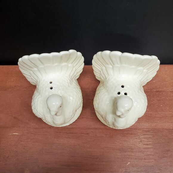 Turkey Thanksgiving Salt and Pepper Shakers - Picture 7 of 8